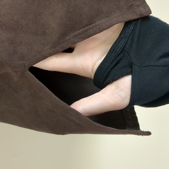 2X Erika Woman Faux Suede Brown Embellished Top - Picture 13 of 13